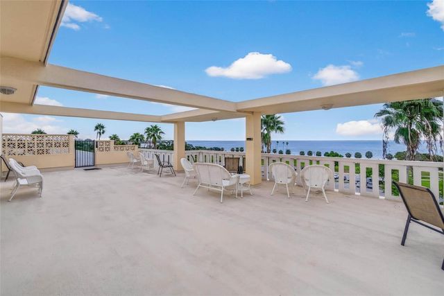1200 N SHORE DRIVE NE 104, St Petersburg, FL 33701