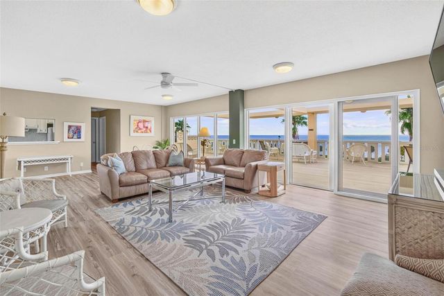 1200 N SHORE DRIVE NE 104, St Petersburg, FL 33701