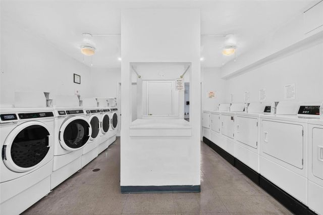 1200 N SHORE DRIVE NE 104, St Petersburg, FL 33701