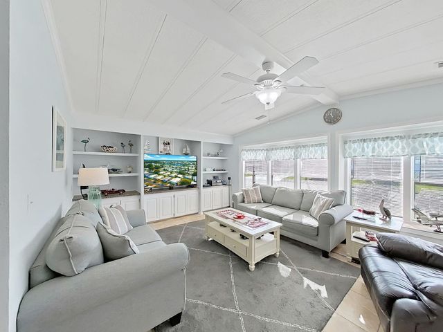 1570 HEATHER HILL DR, Lakeland, FL 33810