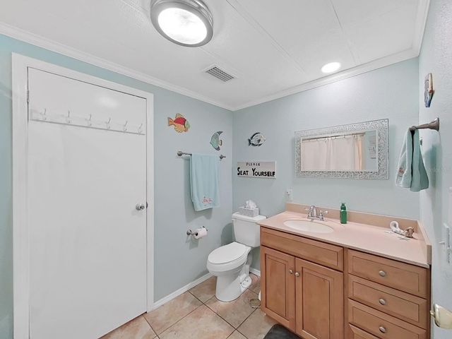 1570 HEATHER HILL DR, Lakeland, FL 33810