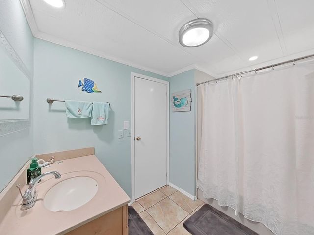 1570 HEATHER HILL DR, Lakeland, FL 33810