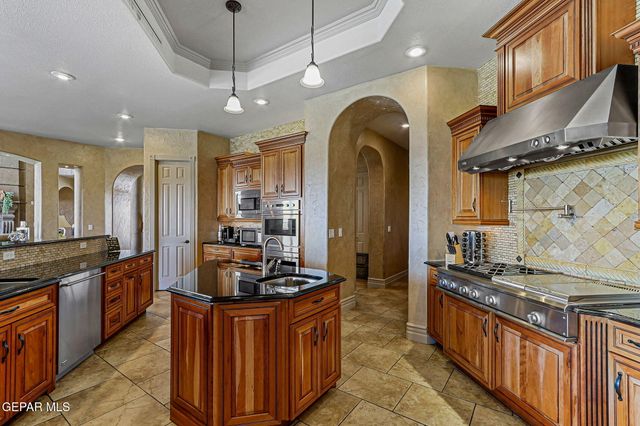 6664 Tuscany Ridge Drive, El Paso, TX 79912