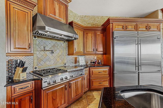 6664 Tuscany Ridge Drive, El Paso, TX 79912