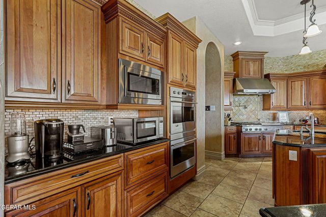 6664 Tuscany Ridge Drive, El Paso, TX 79912