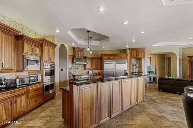 6664 Tuscany Ridge Drive, El Paso, TX 79912