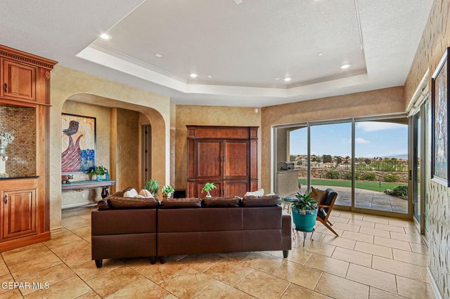 6664 Tuscany Ridge Drive, El Paso, TX 79912