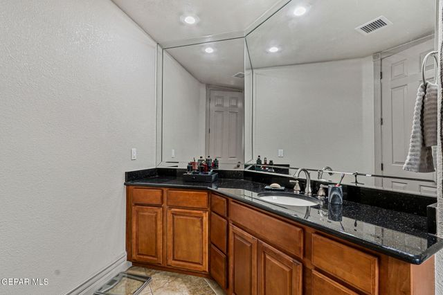 6664 Tuscany Ridge Drive, El Paso, TX 79912