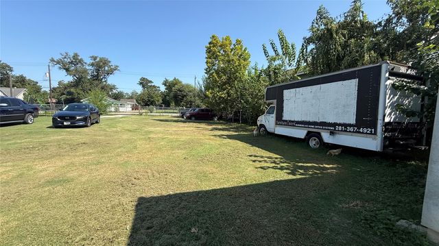 2608 Bostic Street, Houston, TX 77093