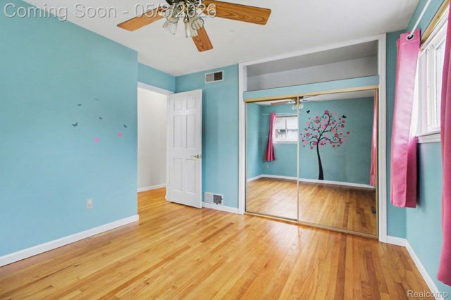 19483 Ingram Street, Livonia, MI 48152