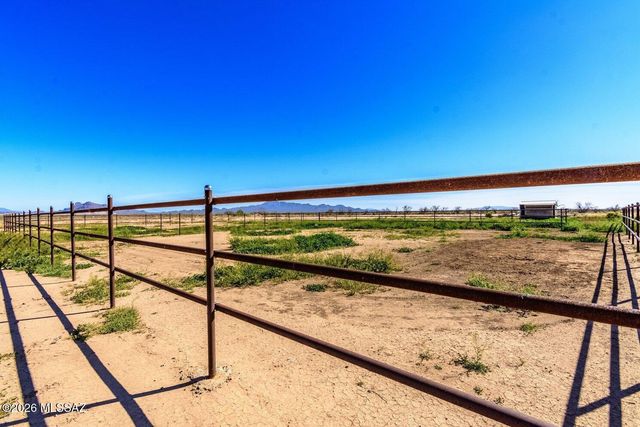 8845 N Ghost Ranch Trail, Marana, AZ 85653