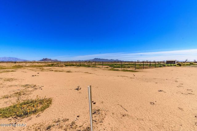 8845 N Ghost Ranch Trail, Marana, AZ 85653
