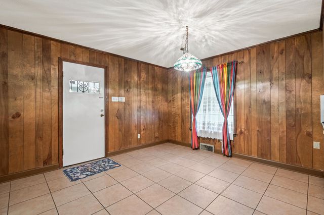 6200 MILLINGTON RD, Millington, TN 38053