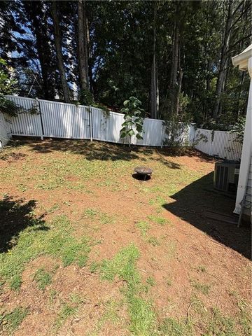 204 Chelsea Court, Woodstock, GA 30189