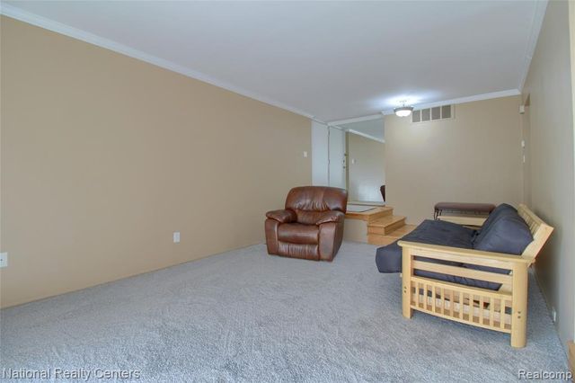 16547 Middlebelt Road 6, Livonia, MI 48154