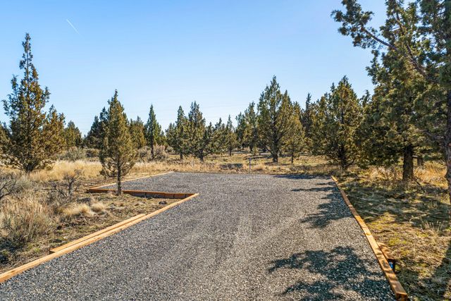 SW Peninsula Drive, Terrebonne, OR 97760