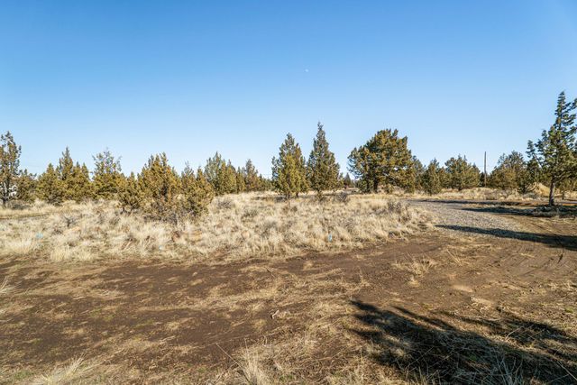 SW Peninsula Drive, Terrebonne, OR 97760
