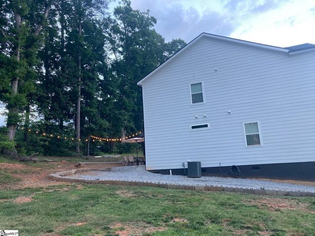 125 Clover Street, Liberty, SC 29657