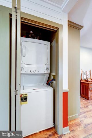 753 WALNUT ST, New Holland, PA 17557