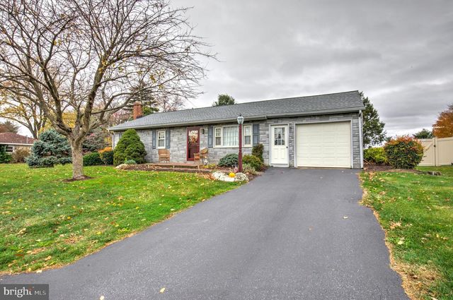 753 WALNUT ST, New Holland, PA 17557