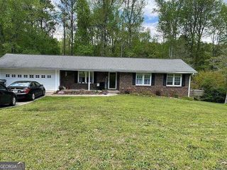 4471 Parkview Drive, Lithia Springs, GA 30122