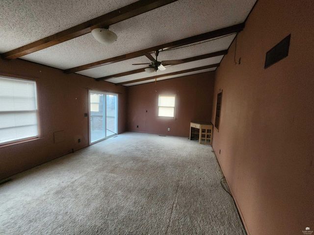 3217 Anderson Avenue, Manhattan, KS 66503