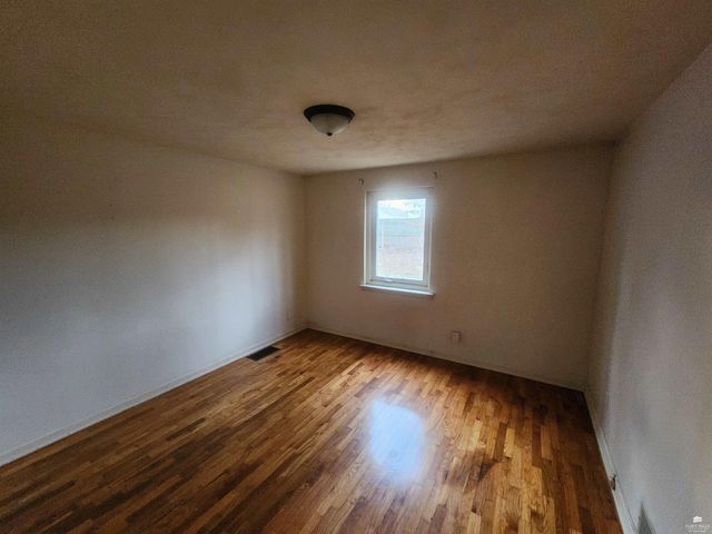 3217 Anderson Avenue, Manhattan, KS 66503