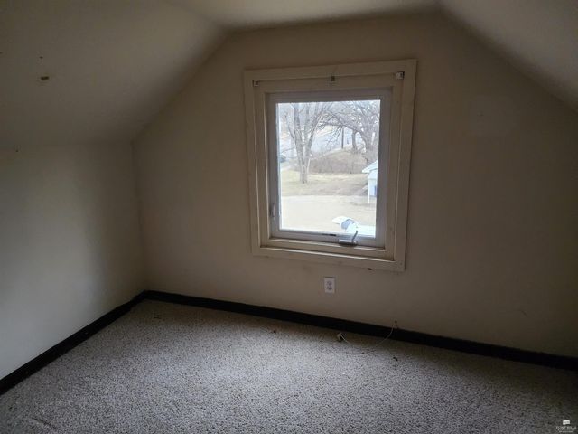 3217 Anderson Avenue, Manhattan, KS 66503