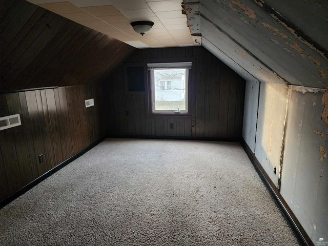 3217 Anderson Avenue, Manhattan, KS 66503