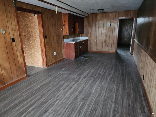 3217 Anderson Avenue, Manhattan, KS 66503