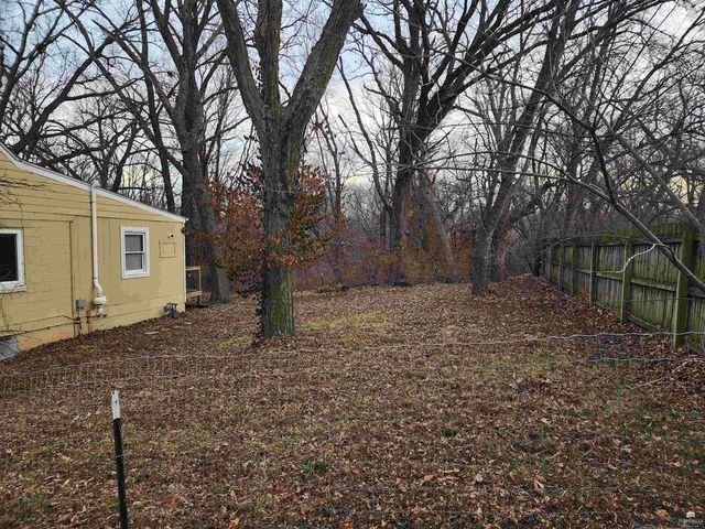 3217 Anderson Avenue, Manhattan, KS 66503