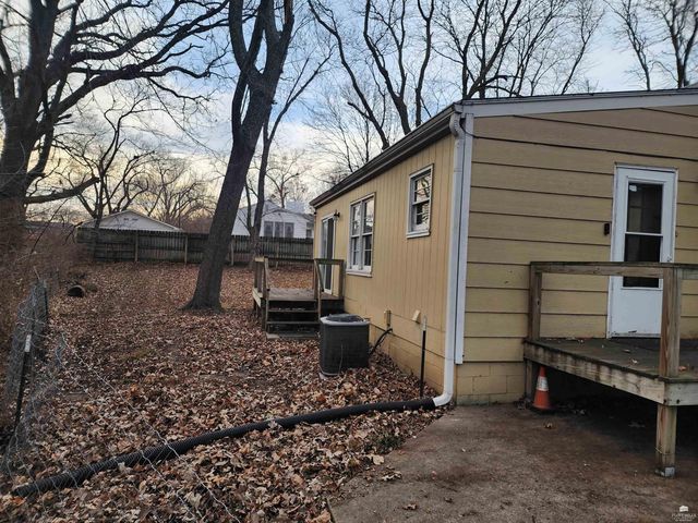 3217 Anderson Avenue, Manhattan, KS 66503