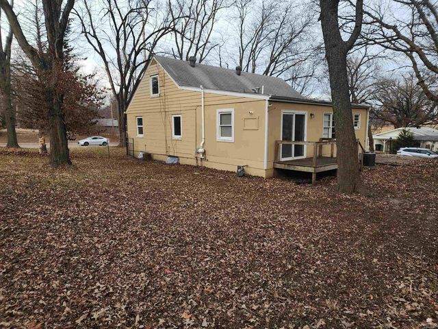 3217 Anderson Avenue, Manhattan, KS 66503