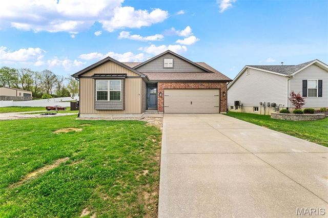 690 Glen Eagle Drive, Troy, MO 63379