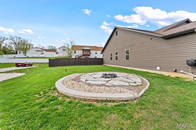 690 Glen Eagle Drive, Troy, MO 63379