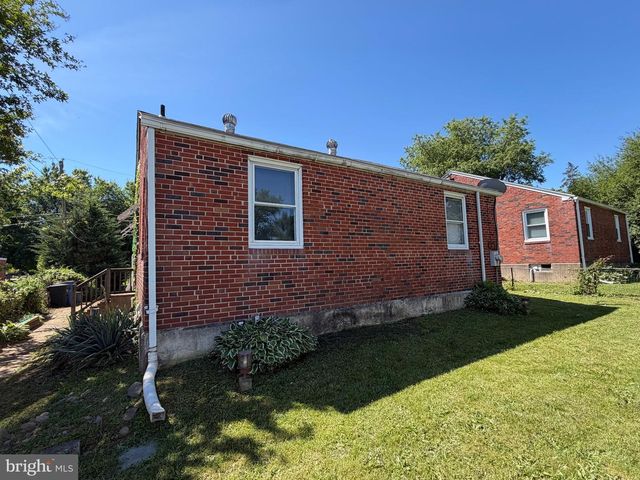 1110 EMERSON LN, Bensalem, PA 19020