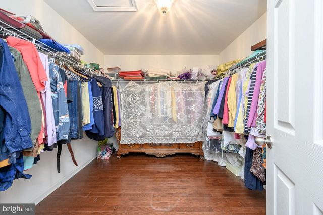 7 PASTEUR CT, East Windsor, NJ 08520