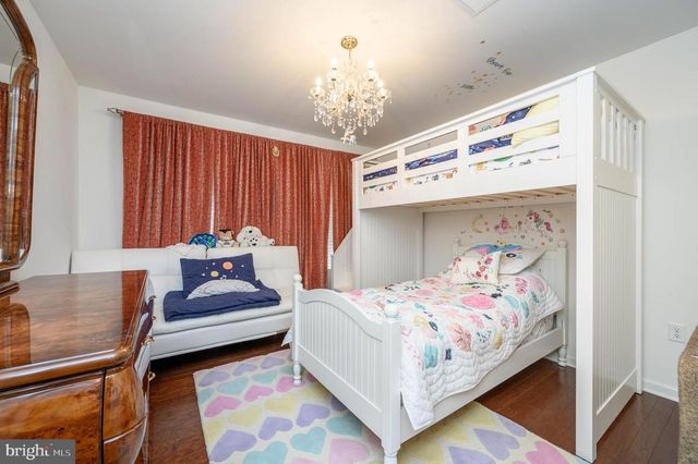 7 PASTEUR CT, East Windsor, NJ 08520