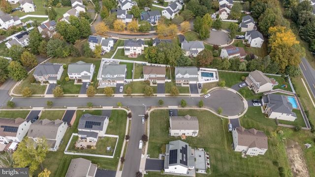 7 PASTEUR CT, East Windsor, NJ 08520