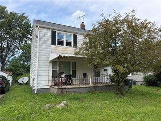 891 Davies Avenue, Akron, OH 44306