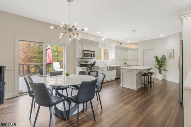 61 Christy Dr, Warren Twp., NJ 07059