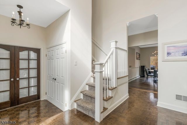 61 Christy Dr, Warren Twp., NJ 07059