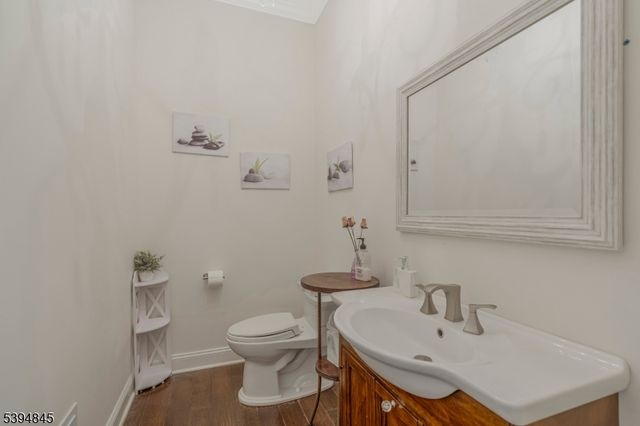 61 Christy Dr, Warren Twp., NJ 07059