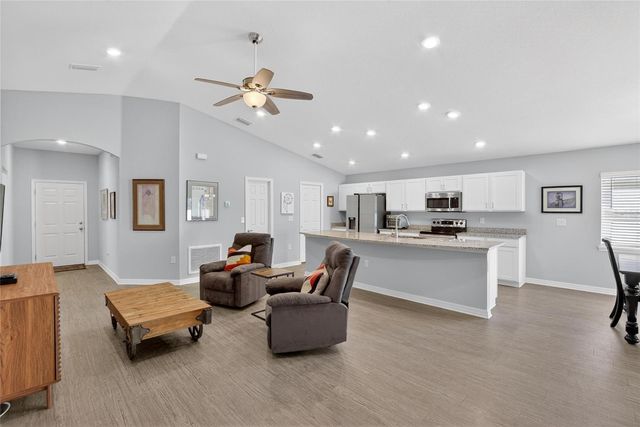 134 EAGLE SUMMIT DRIVE, Ruskin, FL 33570