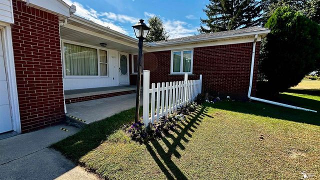 1220 N Raisinville Road, Raisinville Twp, MI 48162