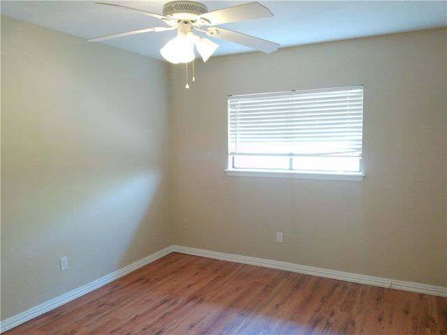 538 Vega Dr, Corpus Christi, TX 78418