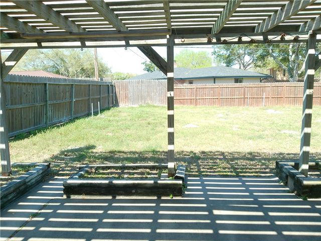 538 Vega Dr, Corpus Christi, TX 78418