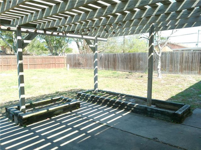 538 Vega Dr, Corpus Christi, TX 78418