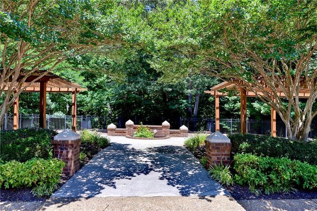 400 Zelkova RD, Williamsburg, VA 23185