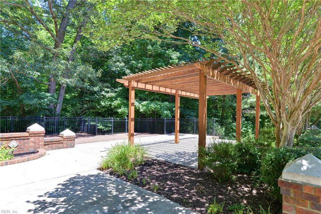 400 Zelkova RD, Williamsburg, VA 23185